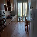 דירה View *